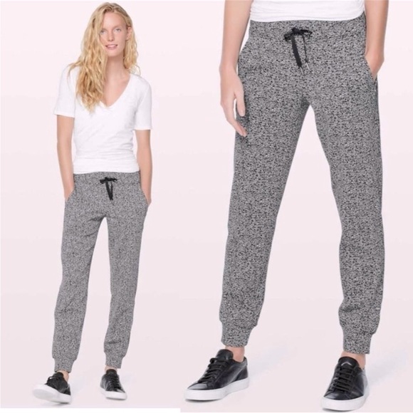 lululemon athletica Pants - Lululemon Ready to Rulu Luon joggers black white spray jaquard 6